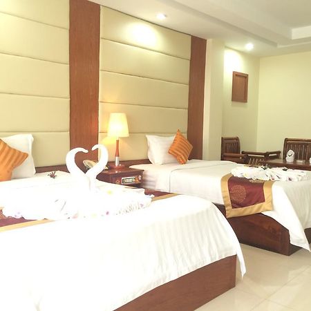 Huang Ting Hotel Phnom Pen Exterior foto