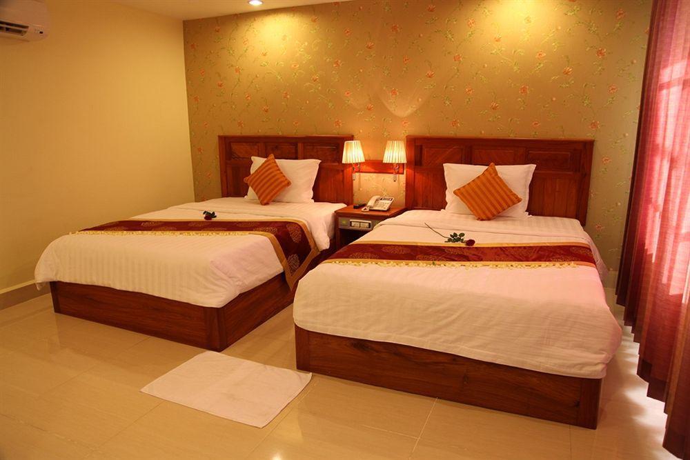 Huang Ting Hotel Phnom Pen Exterior foto