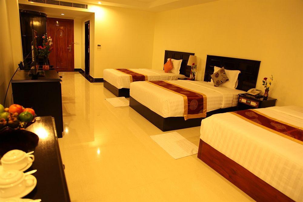 Huang Ting Hotel Phnom Pen Exterior foto