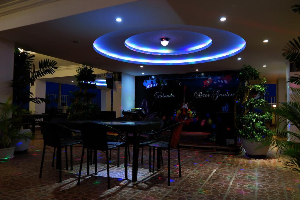 Huang Ting Hotel Phnom Pen Exterior foto