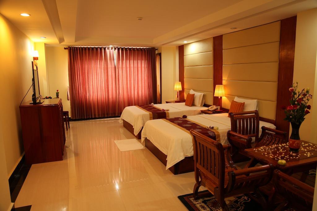 Huang Ting Hotel Phnom Pen Exterior foto