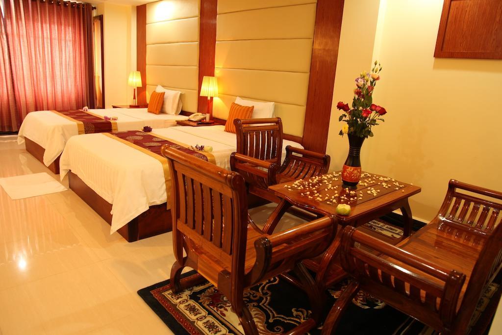 Huang Ting Hotel Phnom Pen Exterior foto