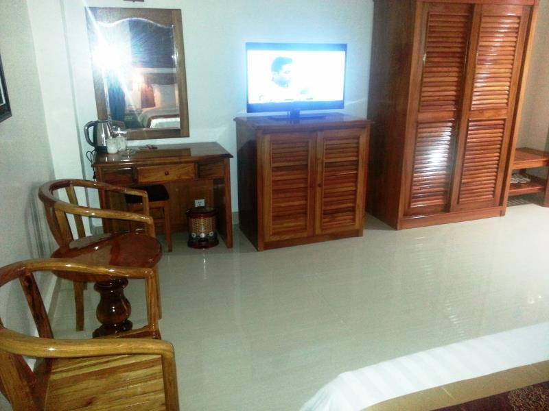 Huang Ting Hotel Phnom Pen Exterior foto